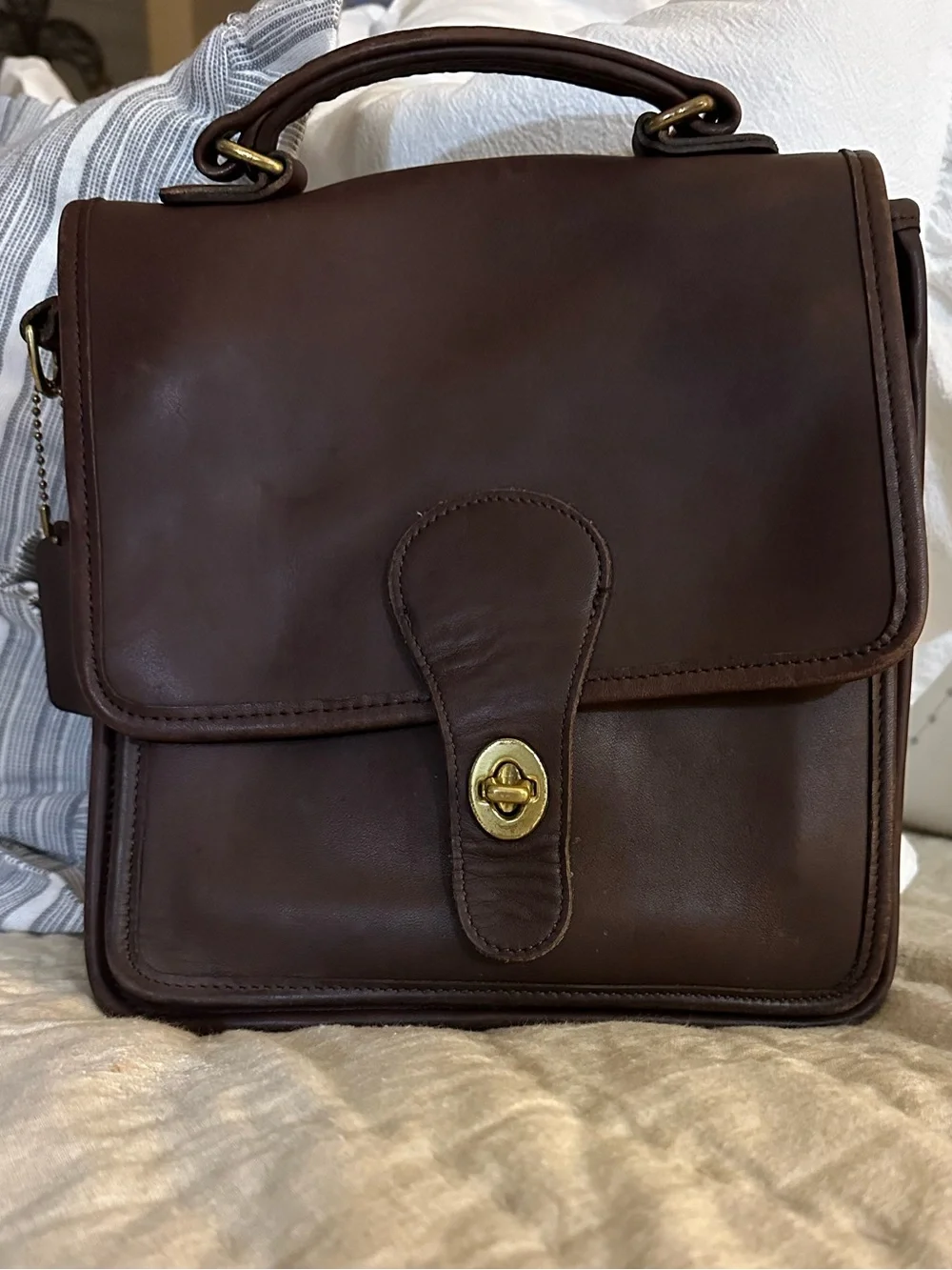 Coach Vintage Station Made in Costa Rica Mahogany - Picture 1 of 10